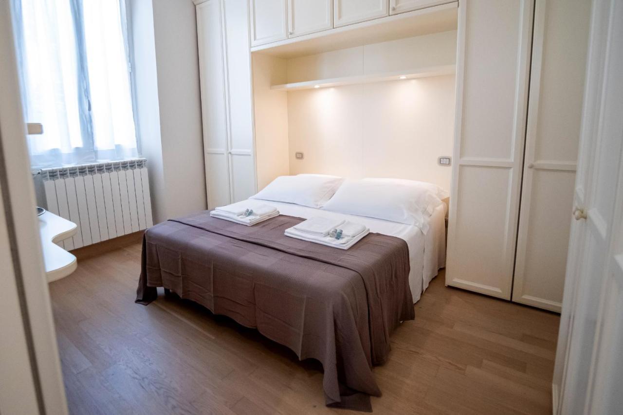 Noliday Suite Riviera Luxury Sea Flat Exterior photo