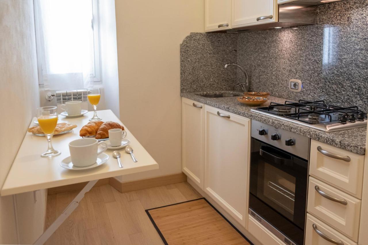 Noliday Suite Riviera Luxury Sea Flat Exterior photo